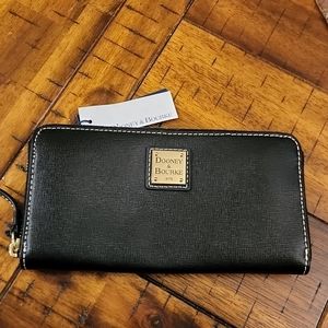 Dooney and Bourke Wallet New